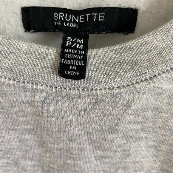 BRUNETTE GRAPHIC CREWNECK SWEATER TOP SWEATSHIRT WOMEN'S GRAY HEATHER SIZE S/M - Picture 3 of 6